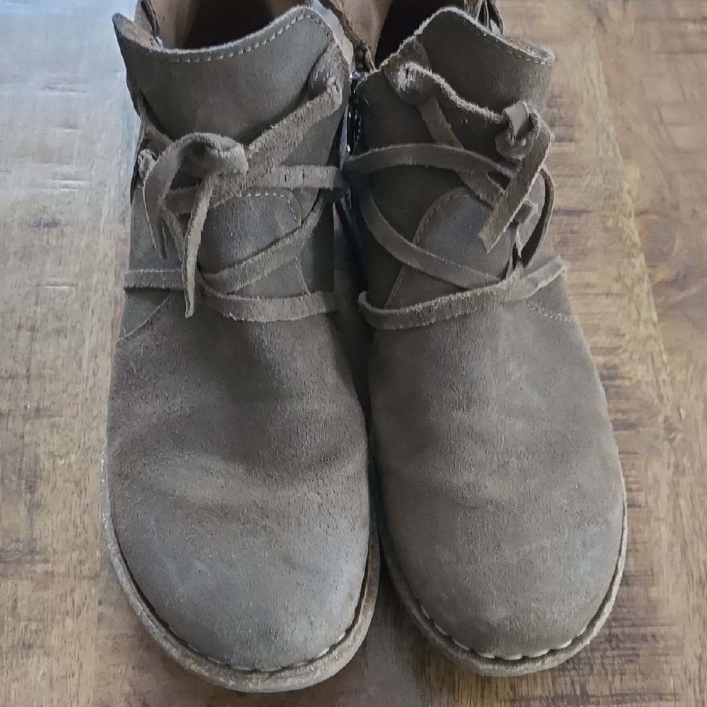 Born Tarkiln Brown Leather Booties